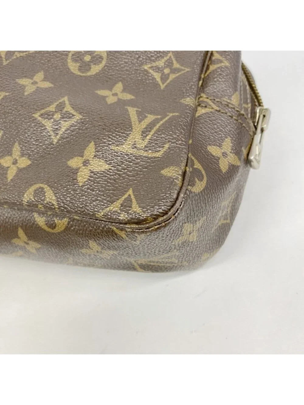 Louis Vuitton Pouch Monogram Trousse Toilet 28 Brown